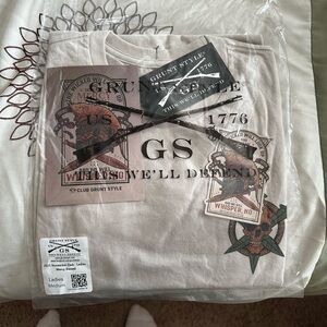 Grunt Style Beige T-Shirt with Emblem Graphics